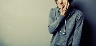 Teaser Video zu "Adé Adé"